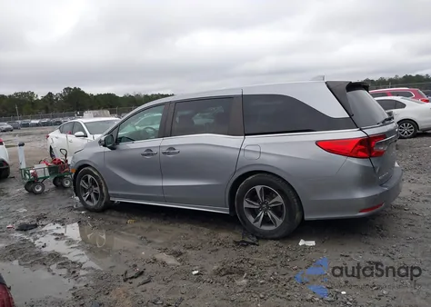 2018 Honda Odyssey Touring from USA, damaged, VIN 5FNRL6H81JB066846
